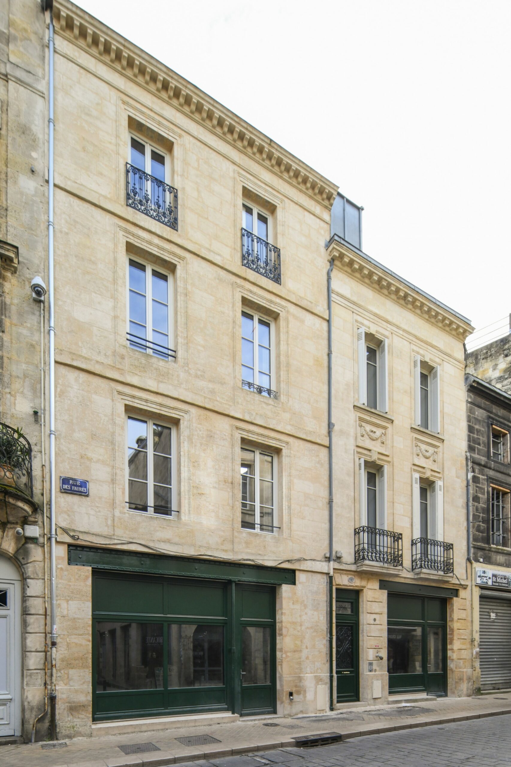 Après